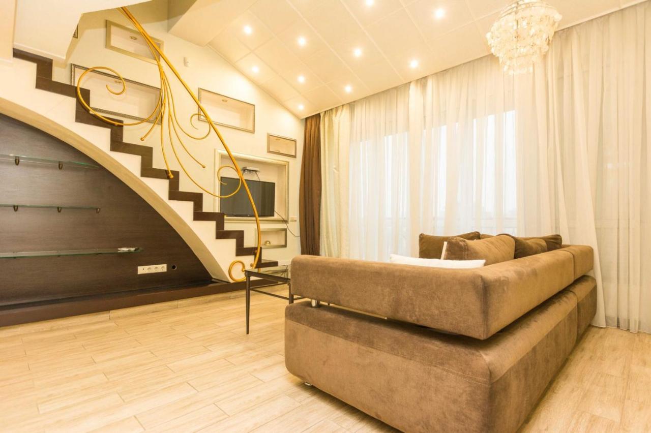 شقة Wonderful Penthouse In Centr Of تشيسيناو المظهر الخارجي الصورة