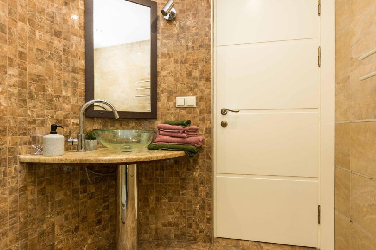 شقة Wonderful Penthouse In Centr Of تشيسيناو المظهر الخارجي الصورة